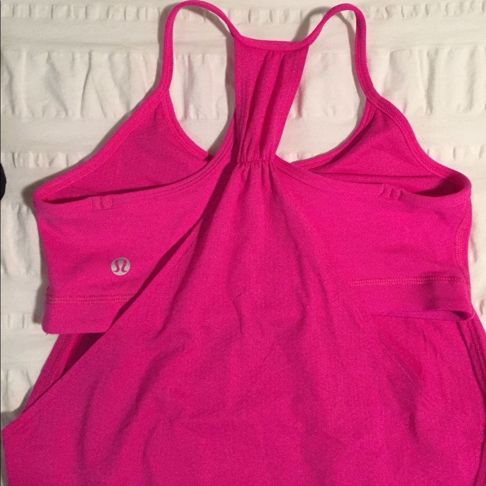 Lululemon tank size 4