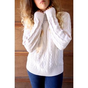 Oversized cozy turtle neck