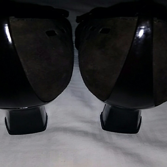 NWOB Stuart​ Weitzman Brown Suede Pumps, Sz 7.5 AA - Picture 5 of 8