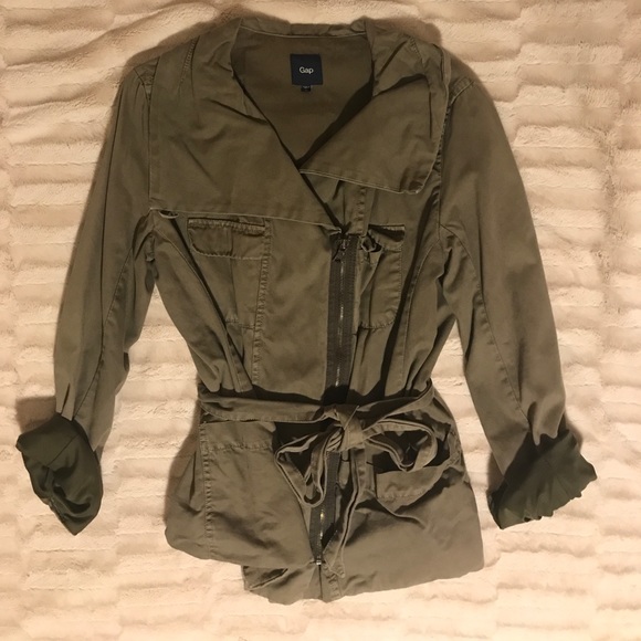 Army green jacket - Picture 1 of 4