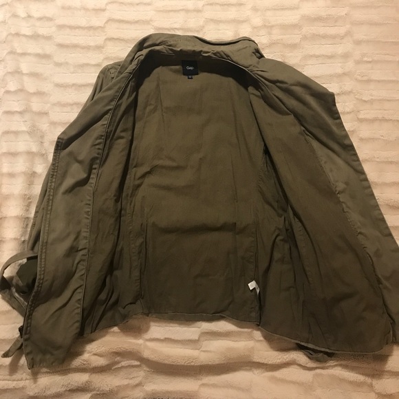 Army green jacket - Picture 3 of 4