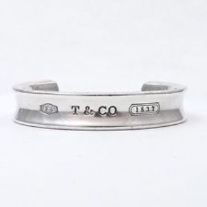Tiffany & Co cuff bracelet 1837. 925