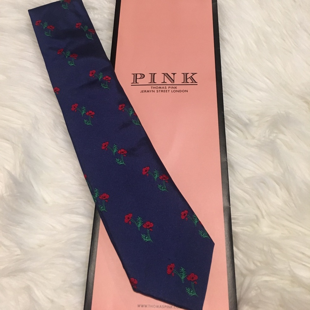 ✨NEW✨ Thomas Pink Navy Blue w/ Flowers Tie