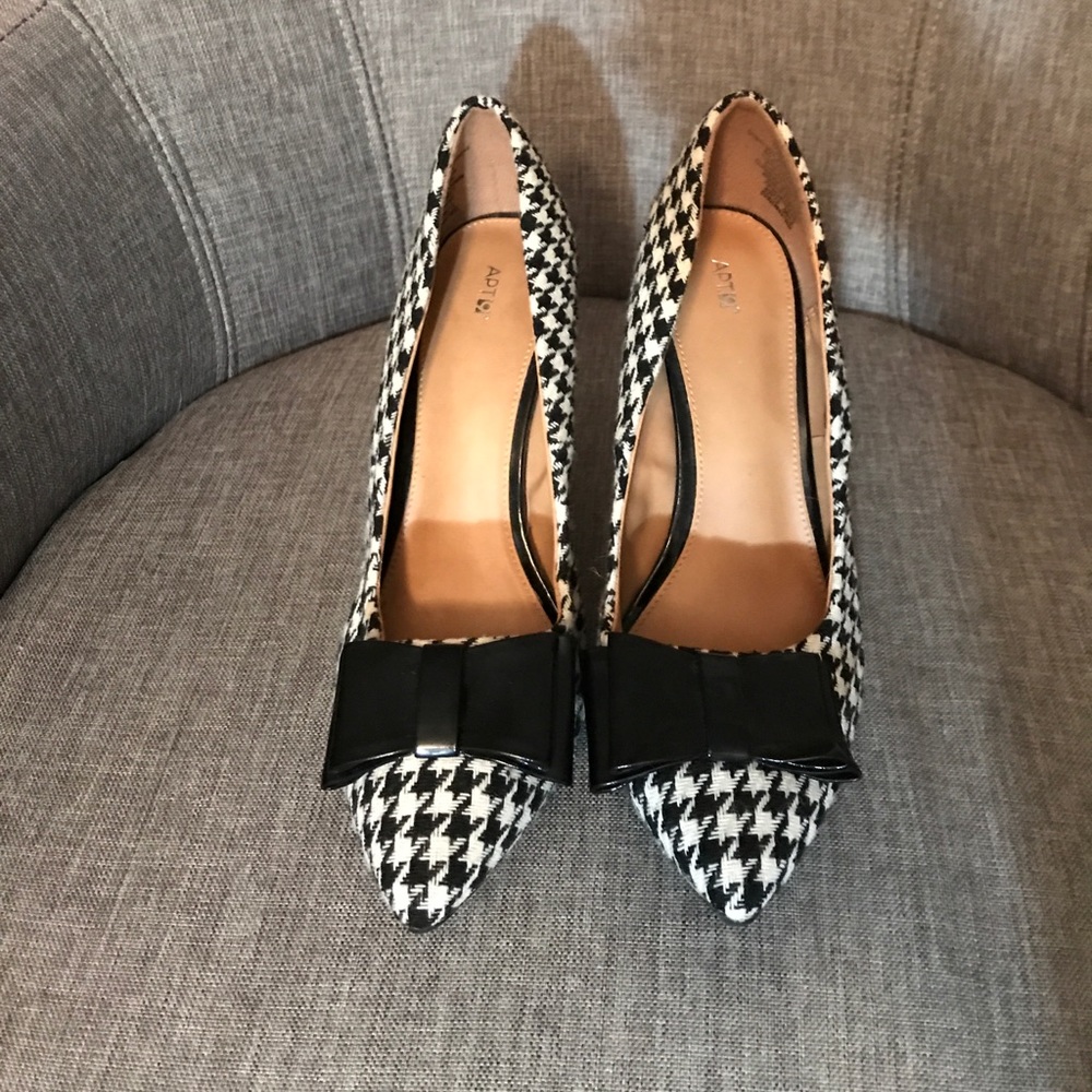 Houndstooth heels