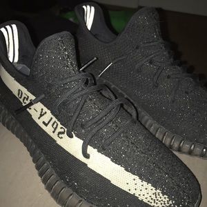 Adidas Yeezy Boost 350 V2 Oreo