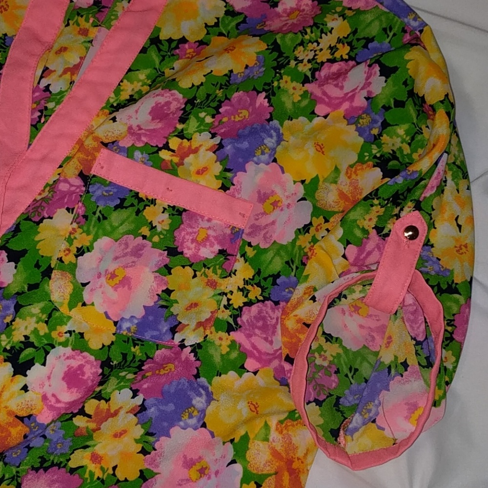Colorful blouse - Picture 2 of 6