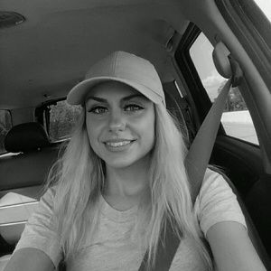 Meet your Posher, Sam