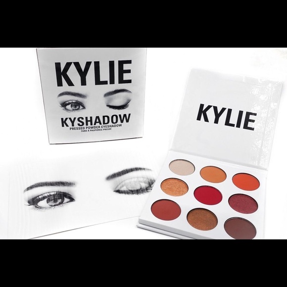Kylie burgundy palette authentic - Picture 1 of 7