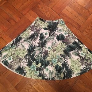 Palm patterned skirt