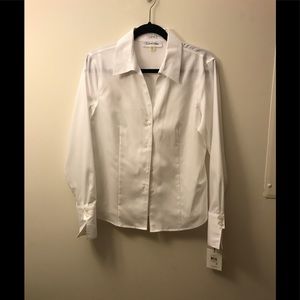 Cuffed woman's shirt by Calvin Klein