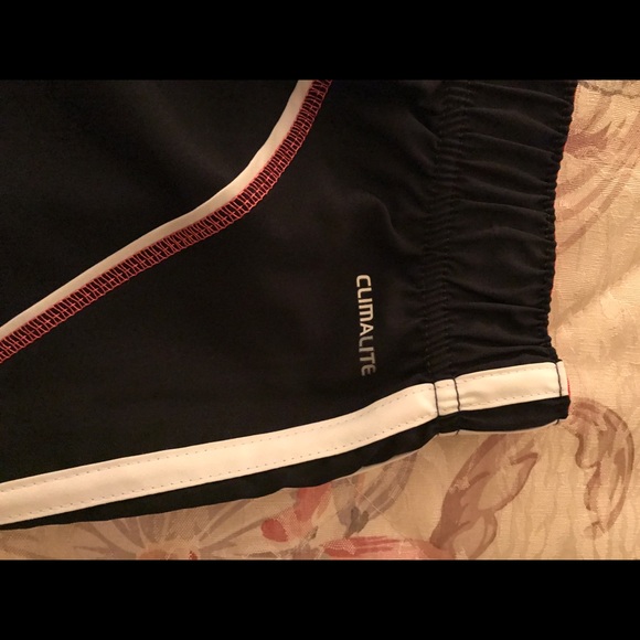 Adidas running shorts - Picture 3 of 5