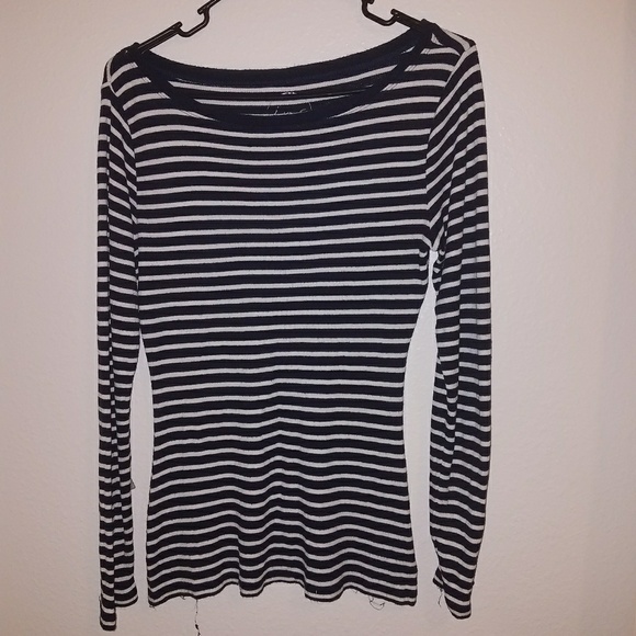 Black and White striped shirt - Picture 1 of 3