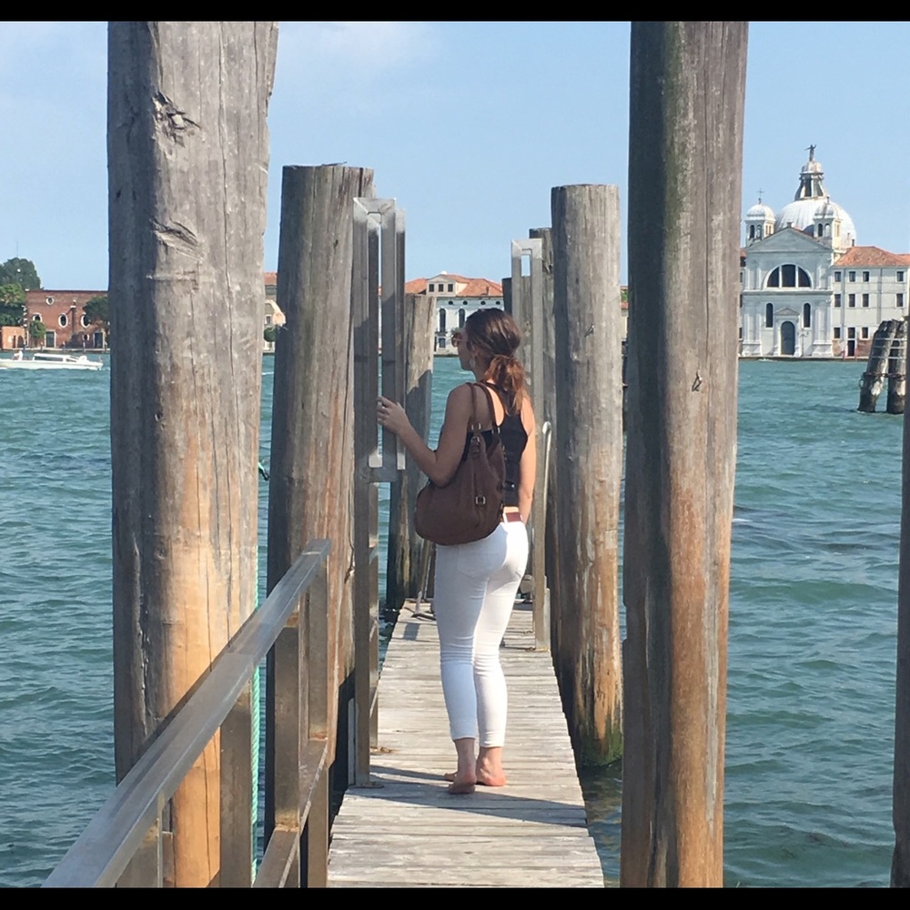 Meet your Posher, Hannah