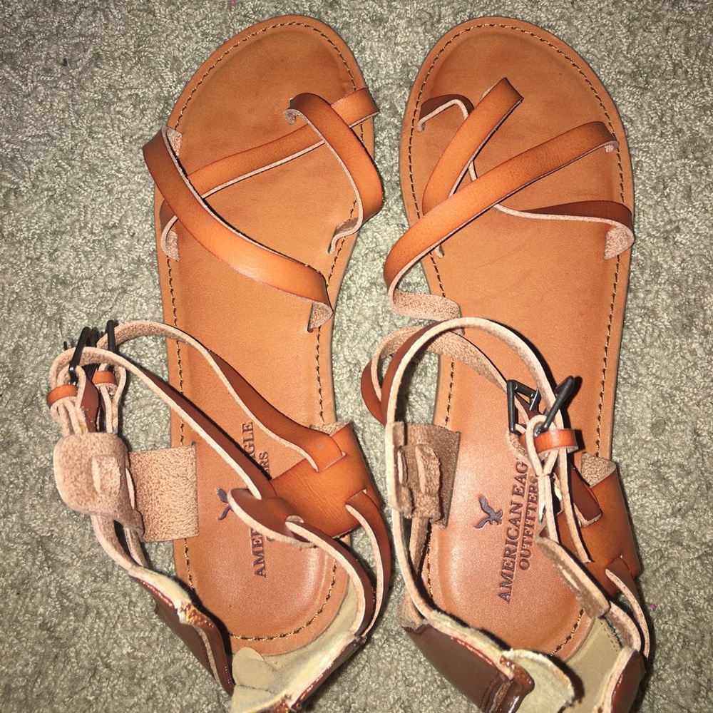 American Eagle sandals
