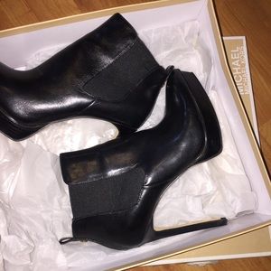 Too tight for my feet (negotiable)