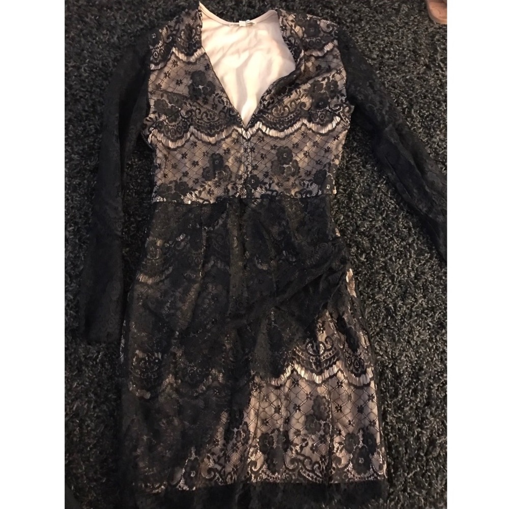Lace mini dress