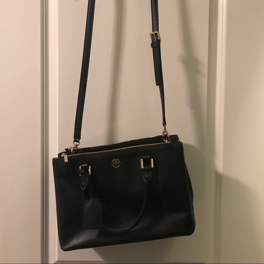 Tory burch black purse, great condition