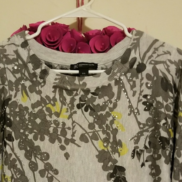 CONCEPTS Inc. Sweater Grey / Black leaf pattern SM - Picture 2 of 2