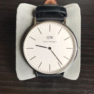 Daniel Wellington Black & White Watch