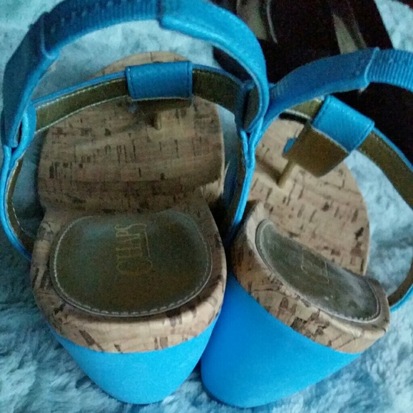 Chaps Espadrills in Bright Blue - Picture 2 of 3