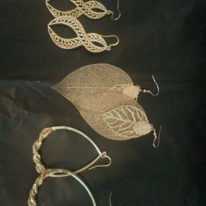 Gold earring bundle