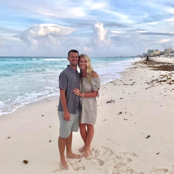 Meet your Posher, Lisa - Picture 1 of 1