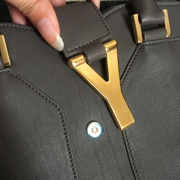 Yves Saint Laurent - Cabas Chyc Small - Picture 3 of 8