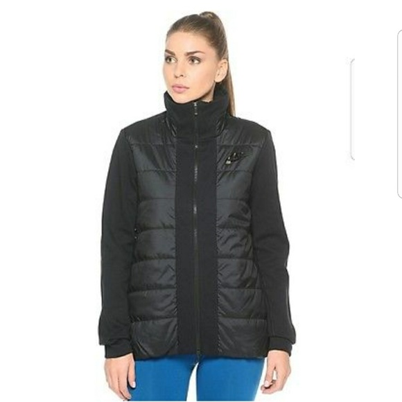Nike Jackets & Blazers -  Nike Women's filled jacket
