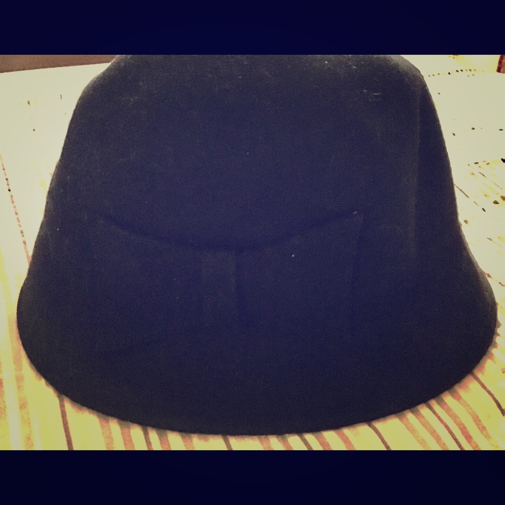 Xhilaration Black Cold Weather Hat