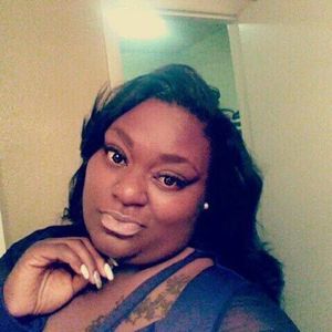 Meet your Posher, Karissa