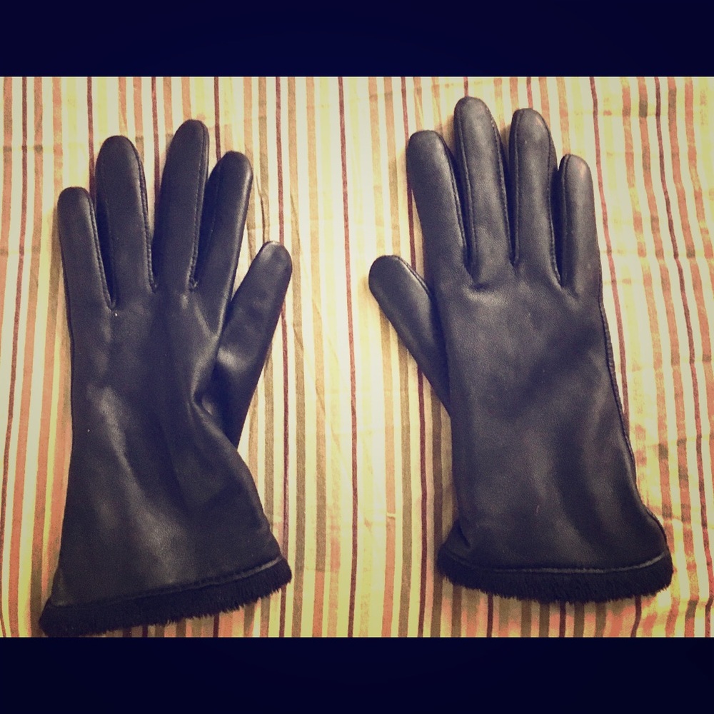 Charter Club Leather Small Gloves