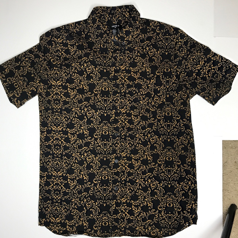 Forever 21 Unisex Short Sleeve Button Down