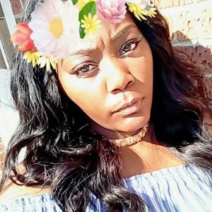 Meet your Posher, Latisha