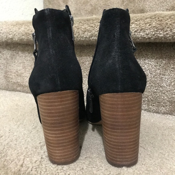 Jessica Simpson Booties - Picture 2 of 4