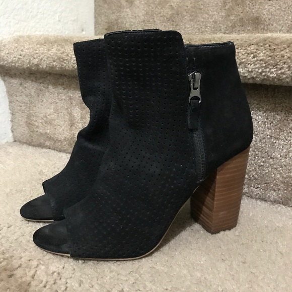 Jessica Simpson Booties - Picture 3 of 4