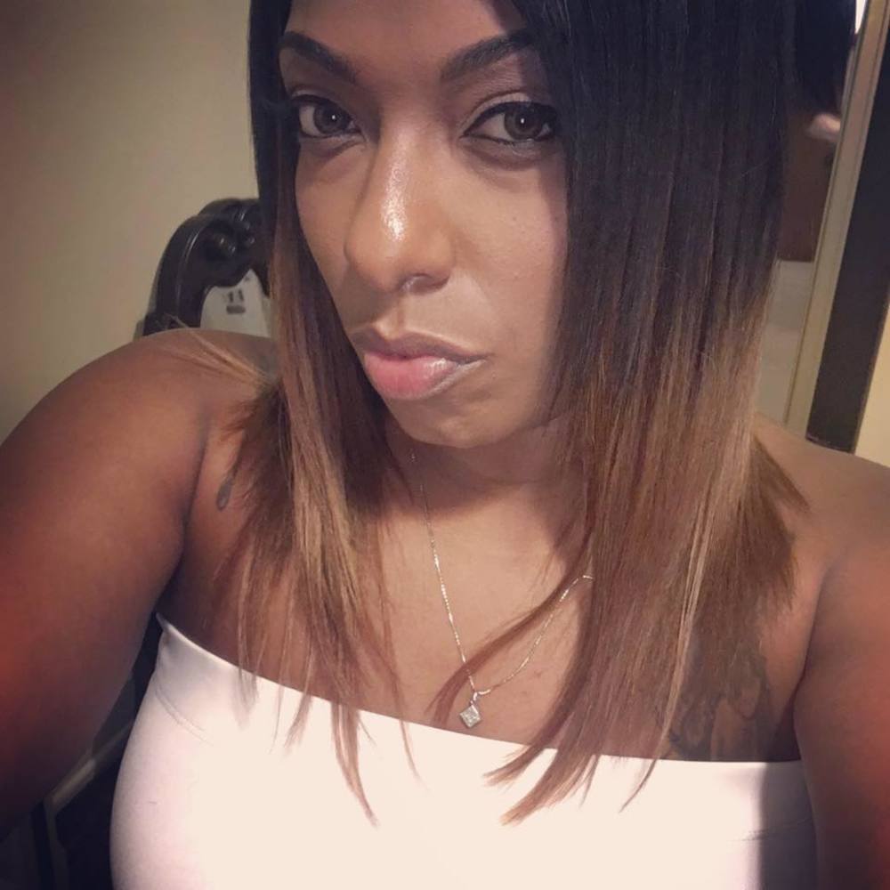 Meet your Posher, Denise