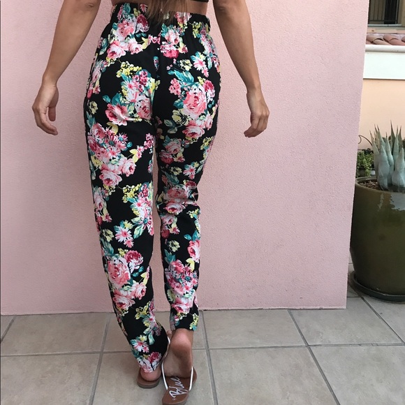 SALE‼️ Floral high waisted dress pants - Picture 3 of 4