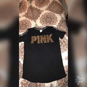 CUTE VICTORIA SECRET SHIRT !!