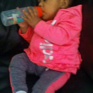 Meet your Posher, Dee