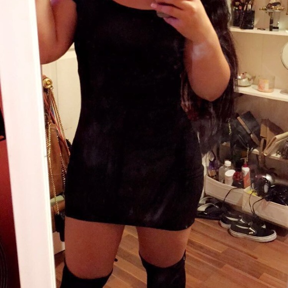 Off the shoulder dress - Picture 2 of 2