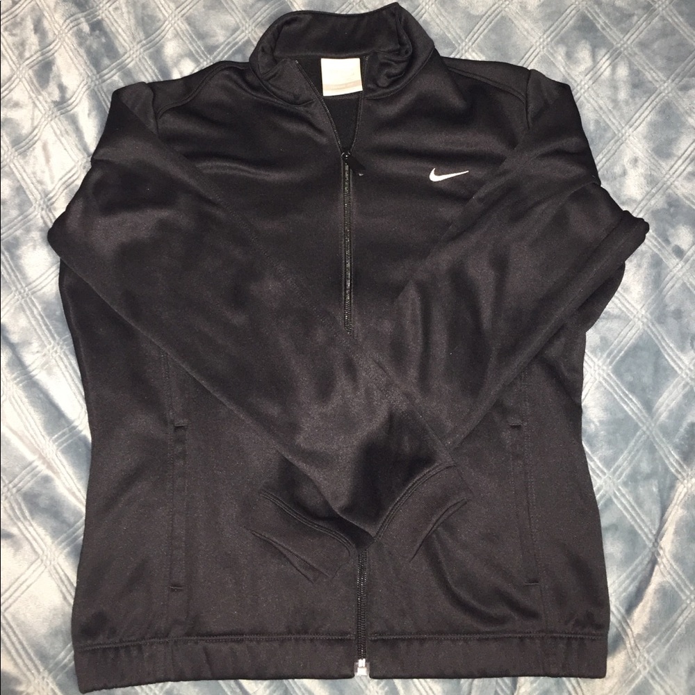 Nike therma fit sweater