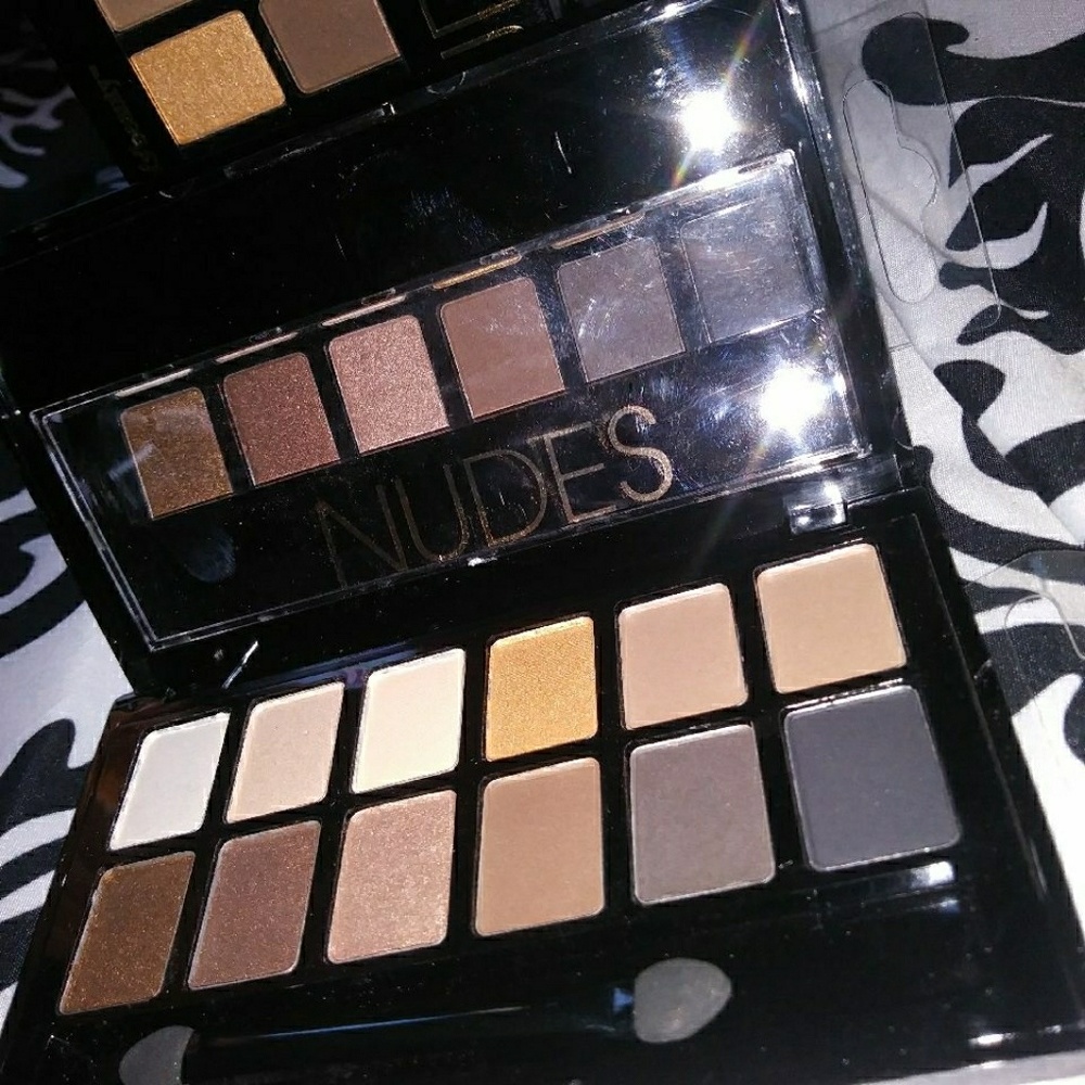 Glam & beauty nudes