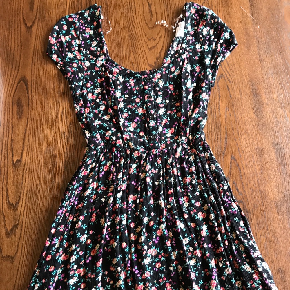 Floral sleeved  dress