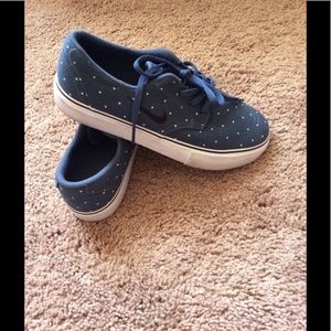 SOLD Weekend SALE!!! ♥️ Boys Nike SB Slip on Shoes