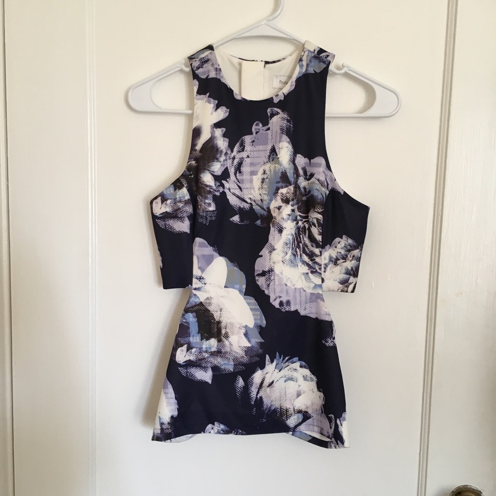 Top with Side Cutouts