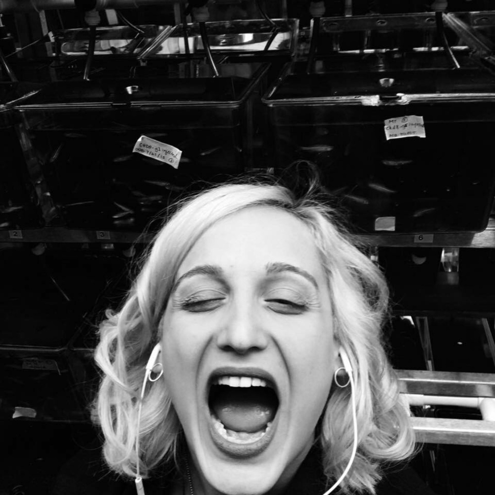 Meet your Posher, Melodi