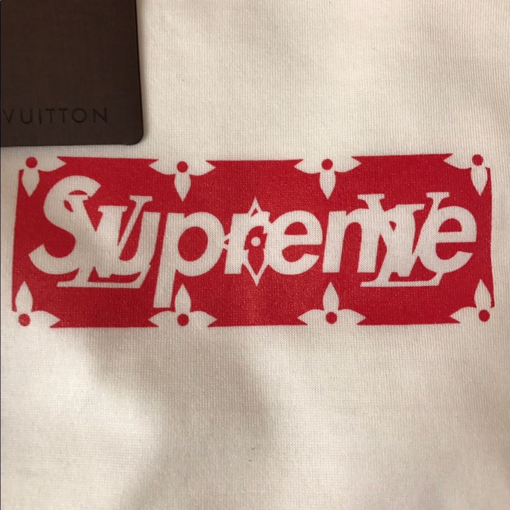 Supreme Louis Vuitton Box Logo