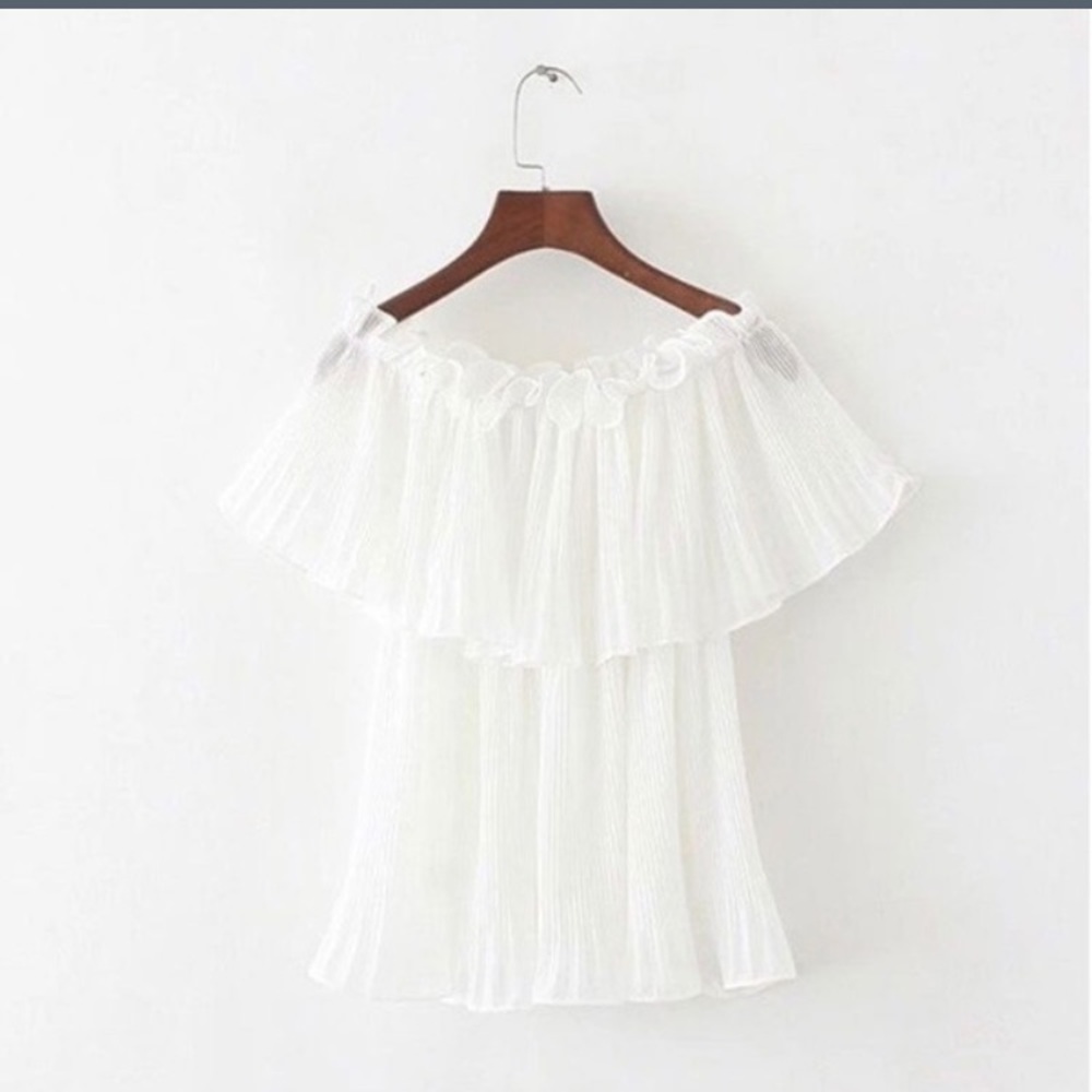 🦋 WHITE SHEER OF THE SHOULDER BLOUSE 🦋 - Picture 6 of 7