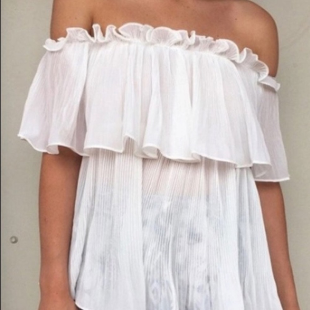 🦋 WHITE SHEER OF THE SHOULDER BLOUSE 🦋 - Picture 5 of 7