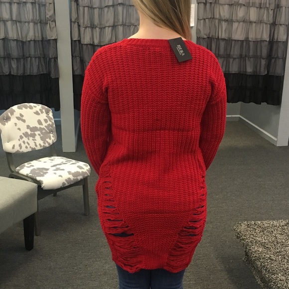 RED DESTROYED TUNIC SWEATER - Picture 8 of 8